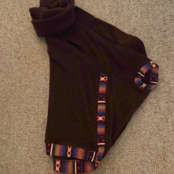 Great condition from a small store in Commercial drive. Warm unique sweater - Picture 2 of 3